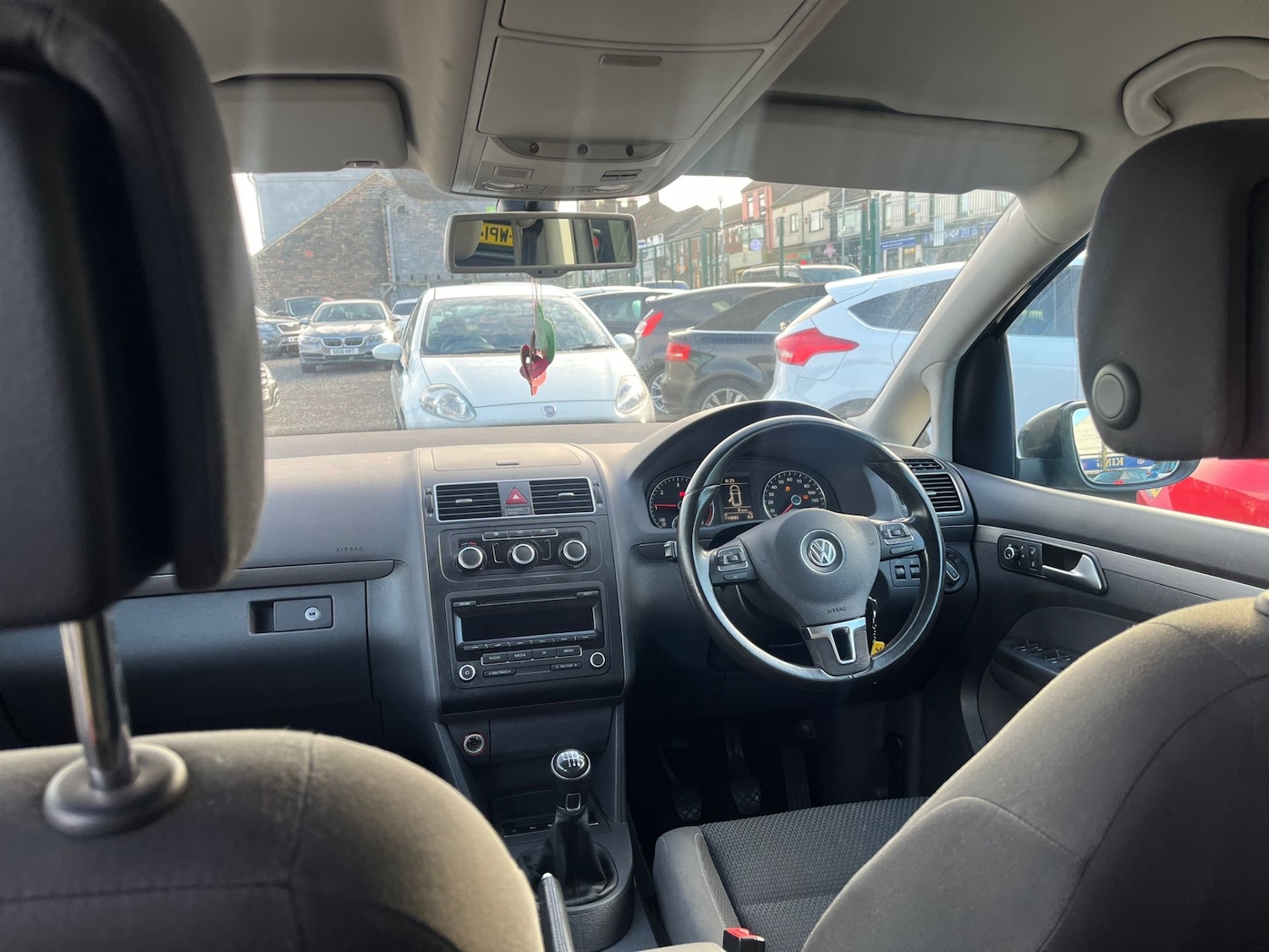 Used Volkswagen Touran 2013 for sale - 76206235: Photo 14