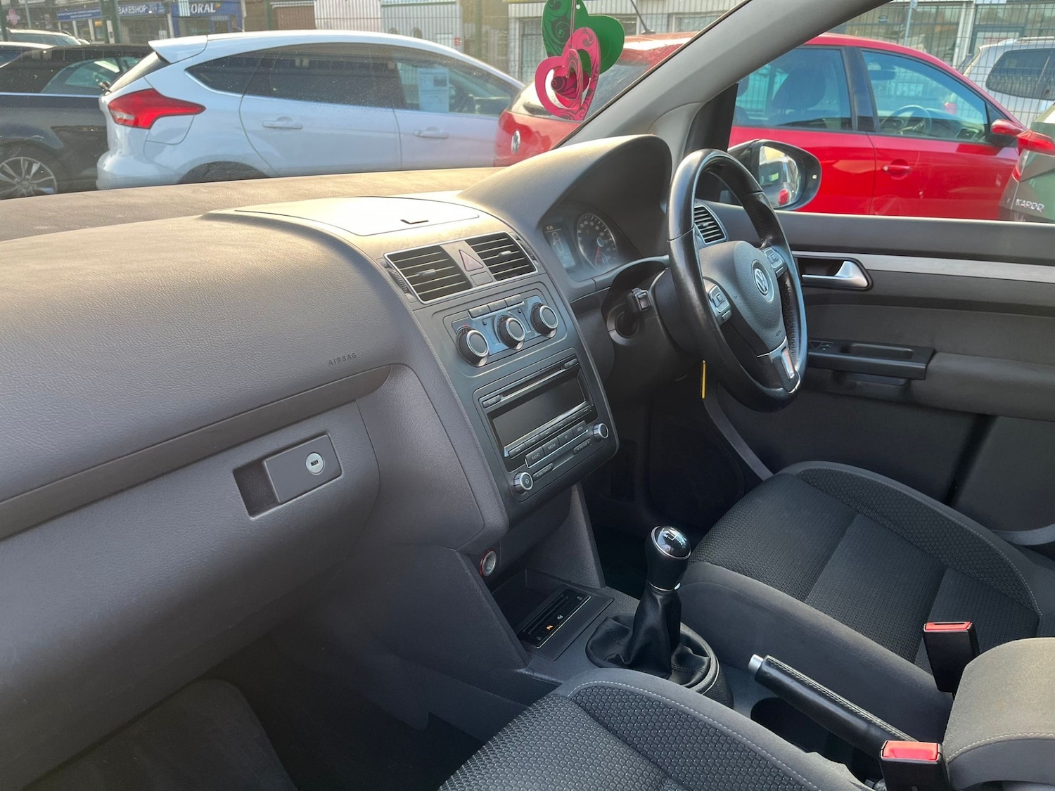 Used Volkswagen Touran 2013 for sale - 76206235: Photo 15