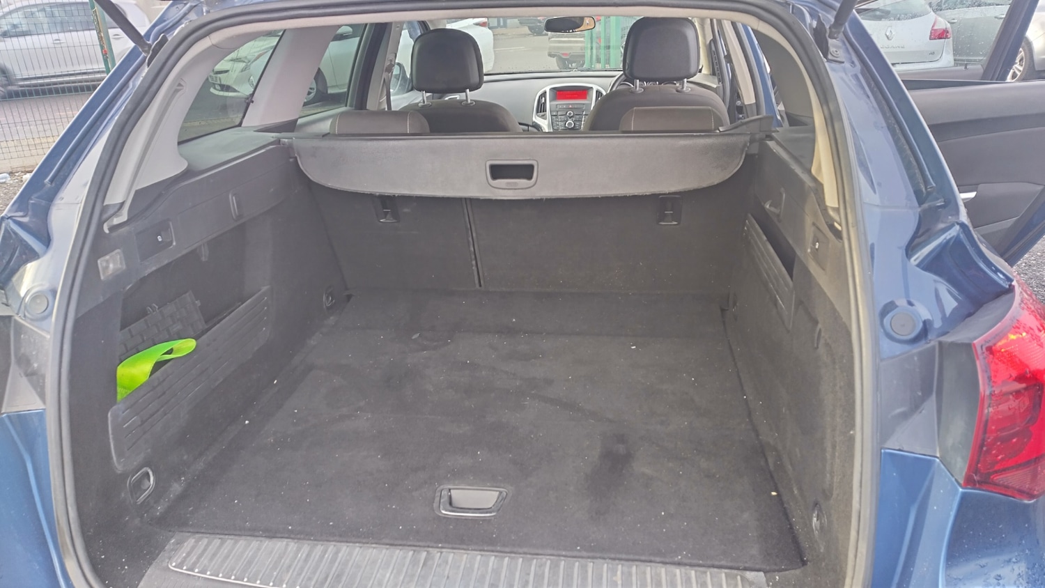 Used Vauxhall Astra 2011 for sale - 77283895: Photo 13