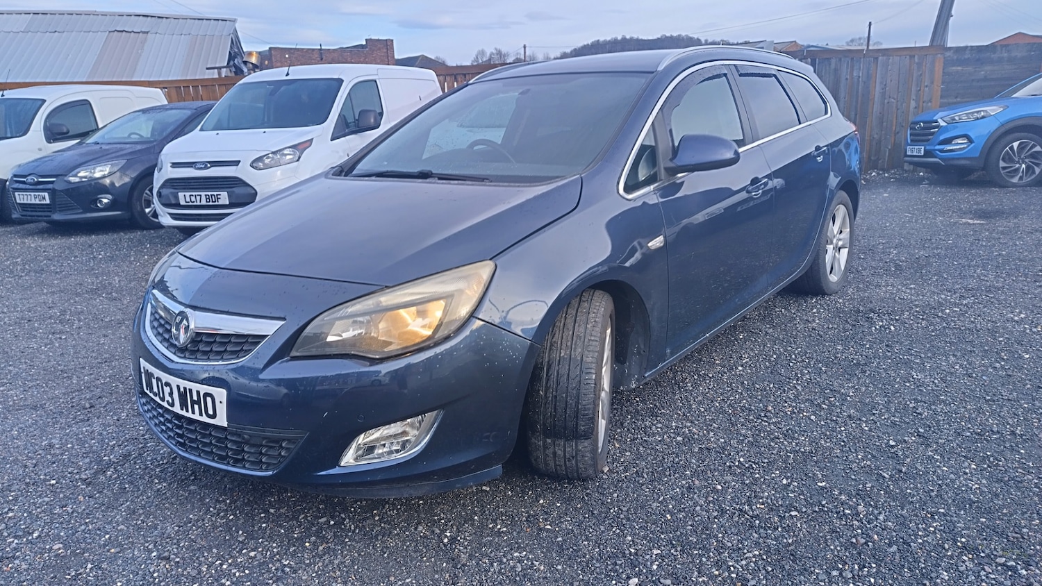 Used Vauxhall Astra 2011 for sale - 77283895: Photo 3