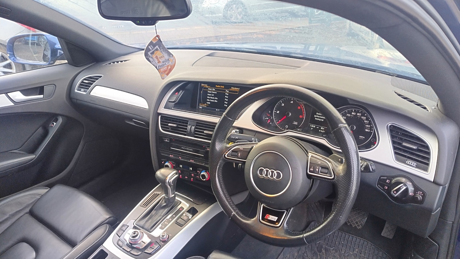 Used Audi A4 2015 for sale - 77283084: Photo 8