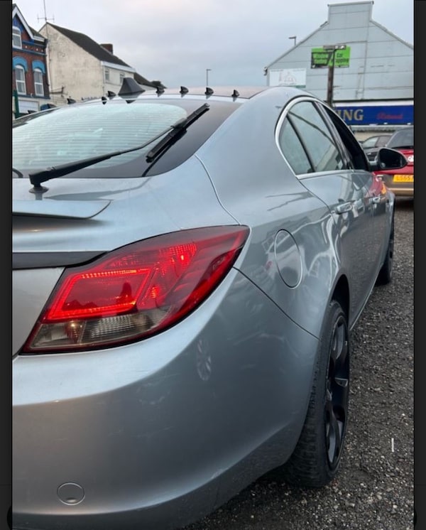 Used Vauxhall Insignia 2010 for sale - 76341015: Photo 9