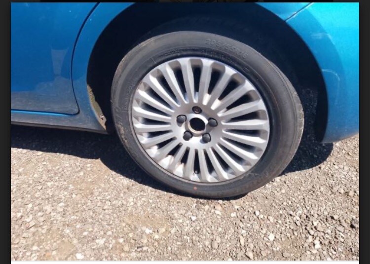 Used Ford Focus 2010 for sale - 76263134: Photo 17