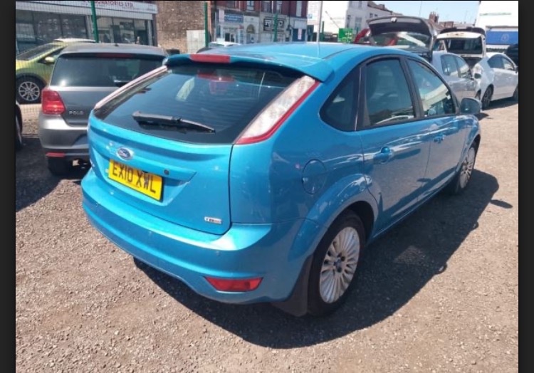 Used Ford Focus 2010 for sale - 76263134: Photo 5