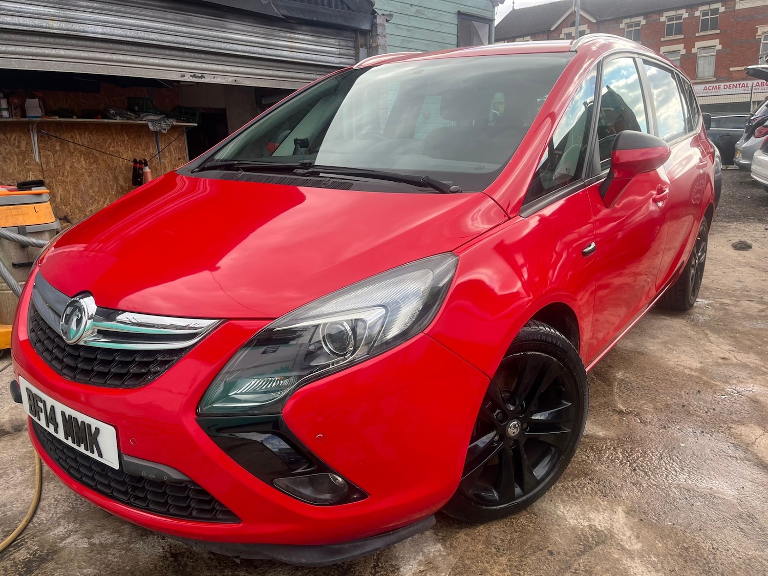 Used Vauxhall Zafira 2014 for sale - 76205999: Photo 2