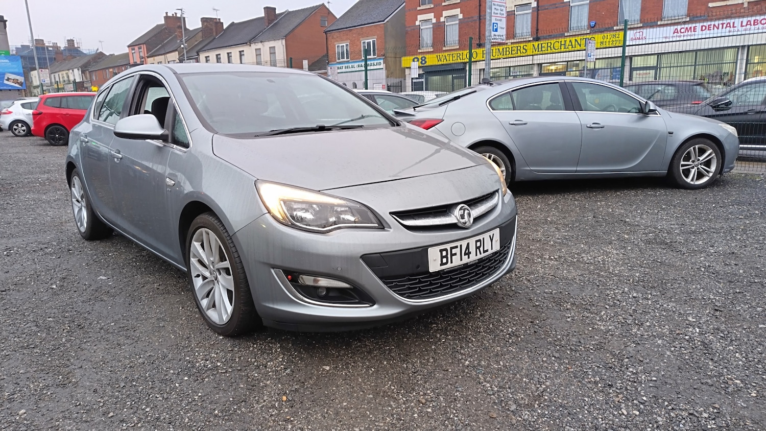 Used Vauxhall Astra 2014 for sale - 77272536: Photo 3
