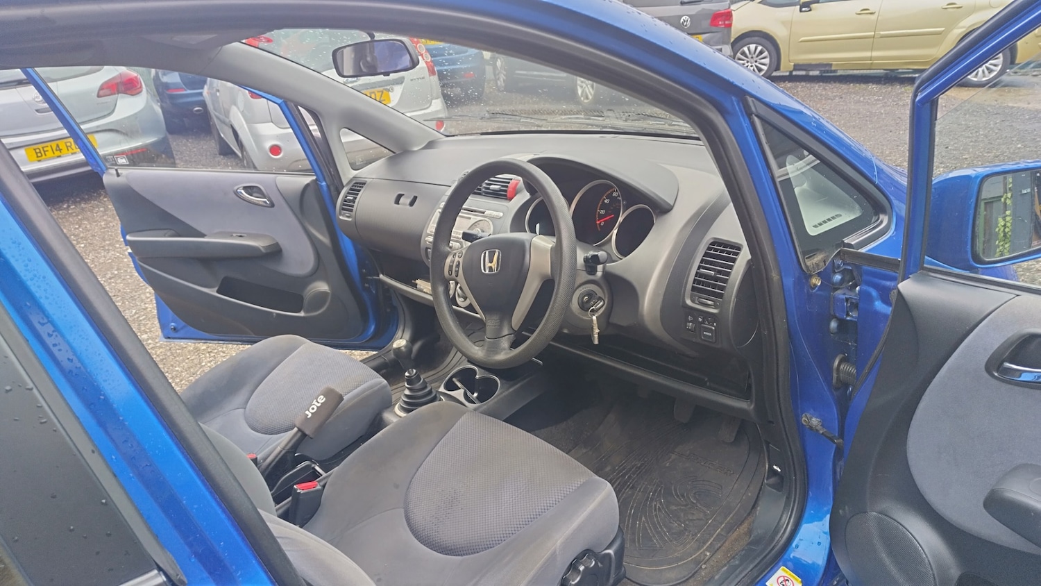 Used Honda Jazz 2004 for sale - 77337684: Photo 8