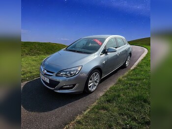 2014 (14) - 1.4T 16V SRi 5dr
