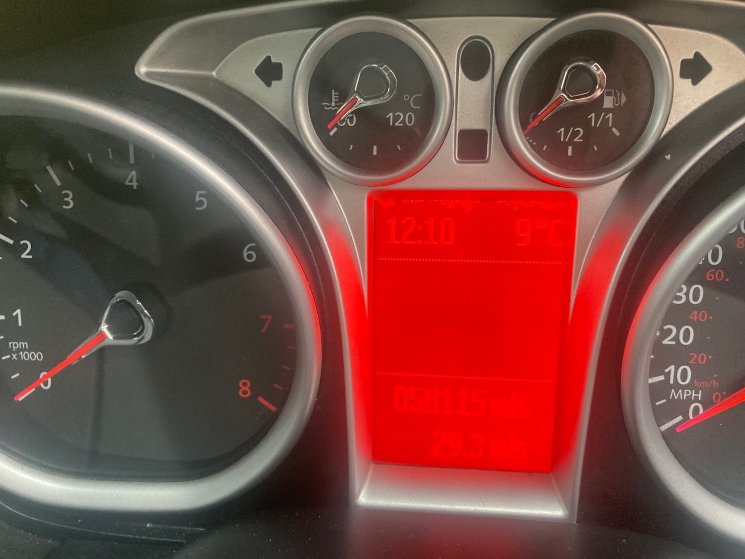 Used Ford Focus 2011 for sale - 76919220: Photo 15