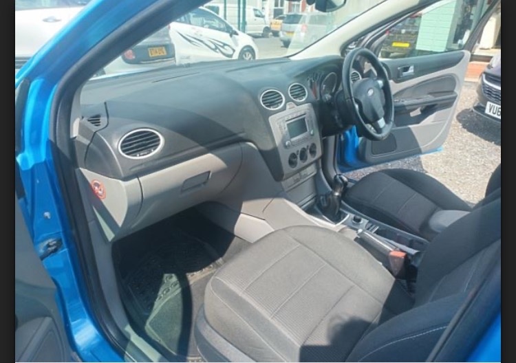 Used Ford Focus 2011 for sale - 76919220: Photo 8