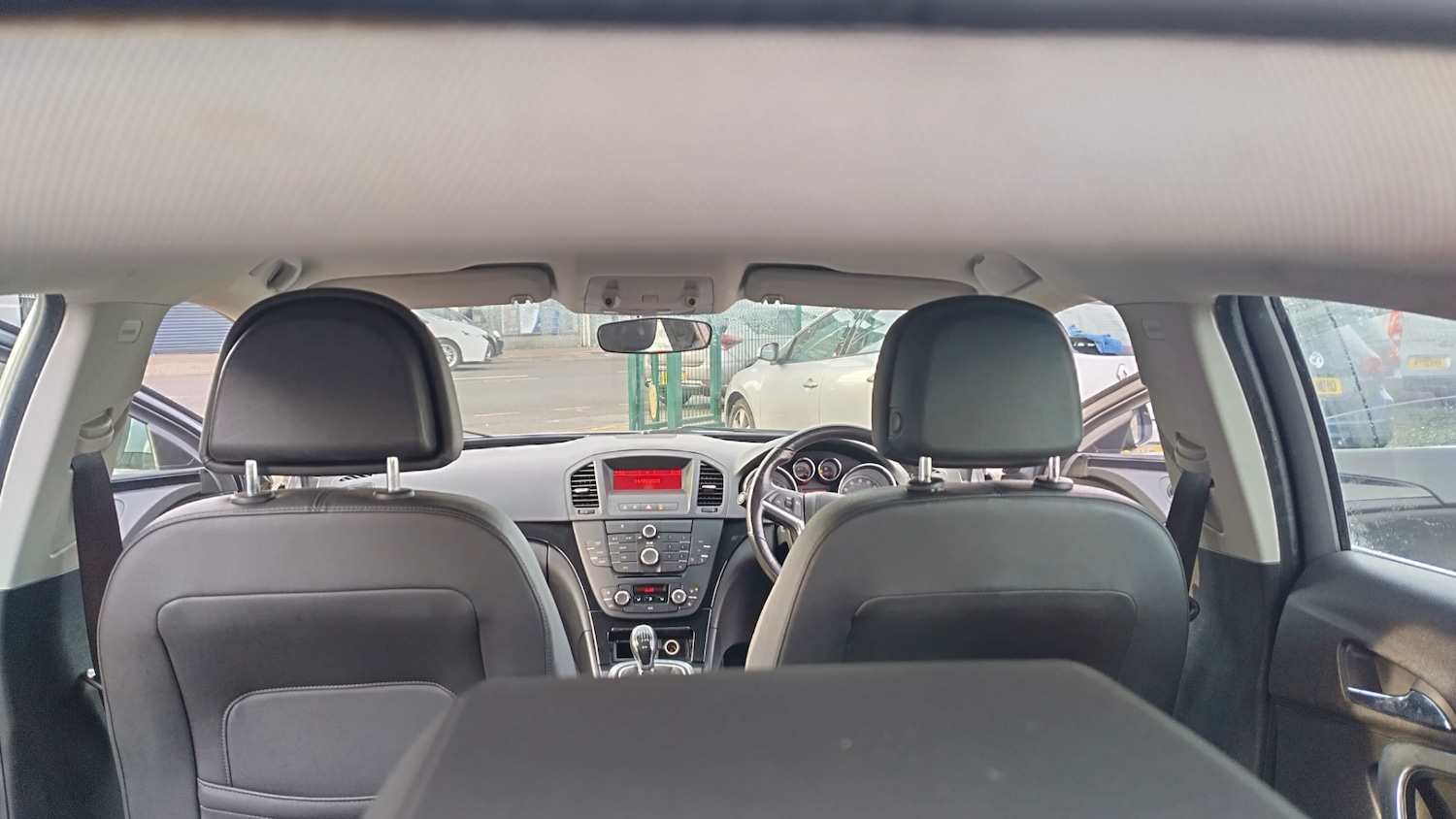 Used Vauxhall Insignia 2010 for sale - 77283043: Photo 9