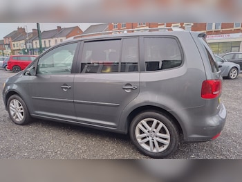 Used Volkswagen Touran 2013 for sale - 77282978: Photo