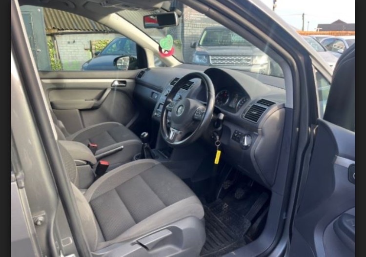 Used Volkswagen Touran 2013 for sale - 76919725: Photo 12