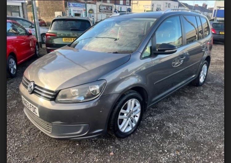Used Volkswagen Touran 2013 for sale - 76919725: Photo 2