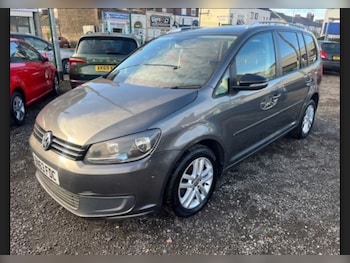 Used Volkswagen Touran 2013 for sale - 76919725: Photo