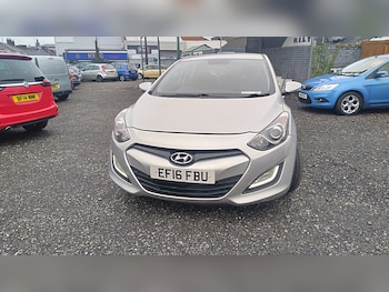 Used Hyundai i30 2016 for sale - 77337398: Photo