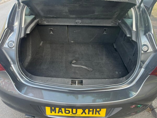 Used Vauxhall Astra 2010 for sale - 76206130: Photo 9