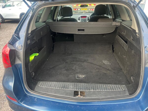 Used Vauxhall Astra 2011 for sale - 76206167: Photo 15