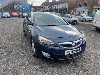 Vauxhall - Astra