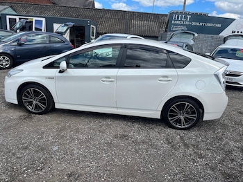 Used Toyota Prius  for sale - 75919308: Photo