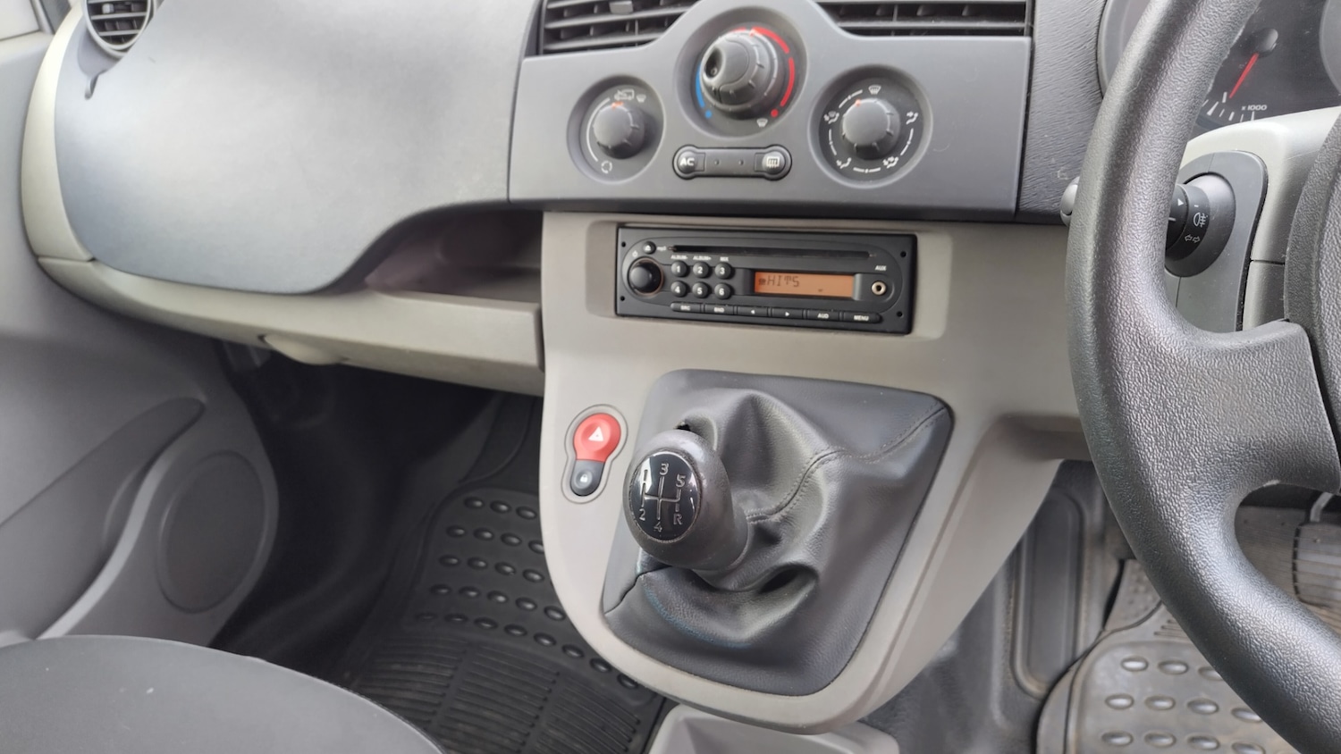 Used Renault Kangoo 2010 for sale - 77528397: Photo 10