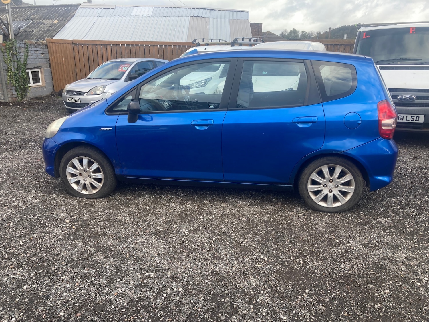 Used Honda Jazz 2004 for sale - 76382625: Photo 2