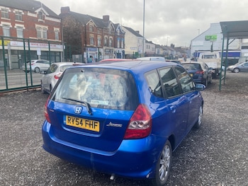 Used Honda Jazz 2004 for sale - 76382625: Photo