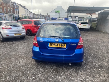 Used Honda Jazz 2004 for sale - 76382625: Photo