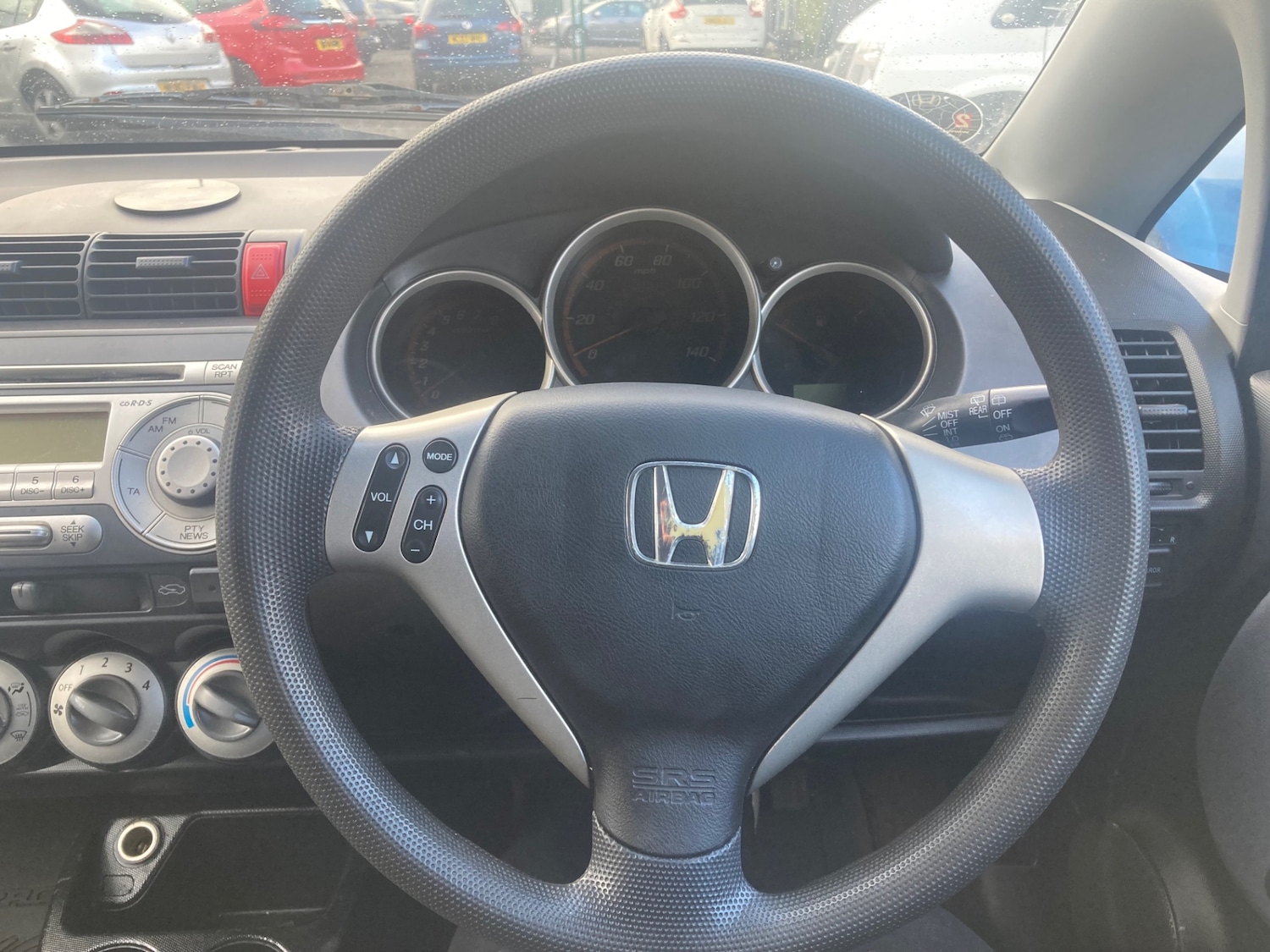 Used Honda Jazz 2004 for sale - 76382625: Photo 8