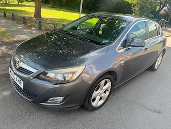Used Vauxhall Astra 2010 for sale - 75651919: Photo