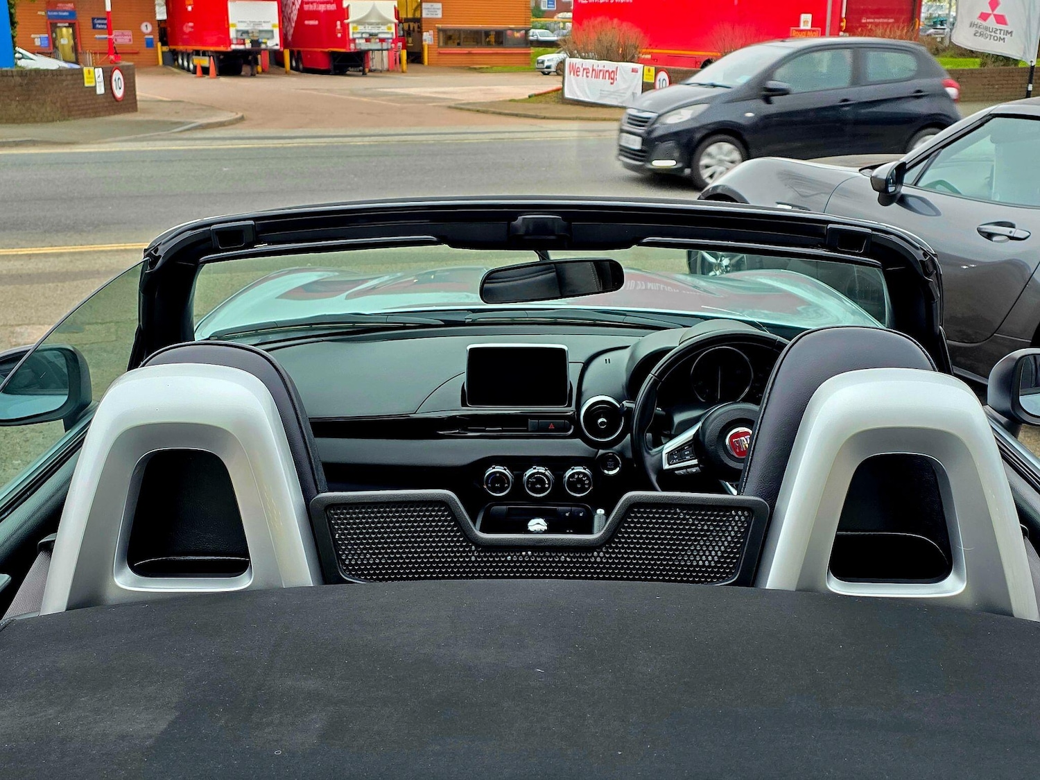 Used Fiat 124 Spider for sale - 77925642: Photo 24