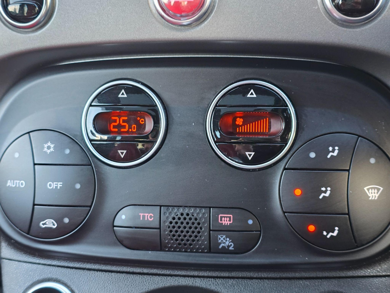 Used Abarth 595 2020 for sale - 77882777: Photo 27