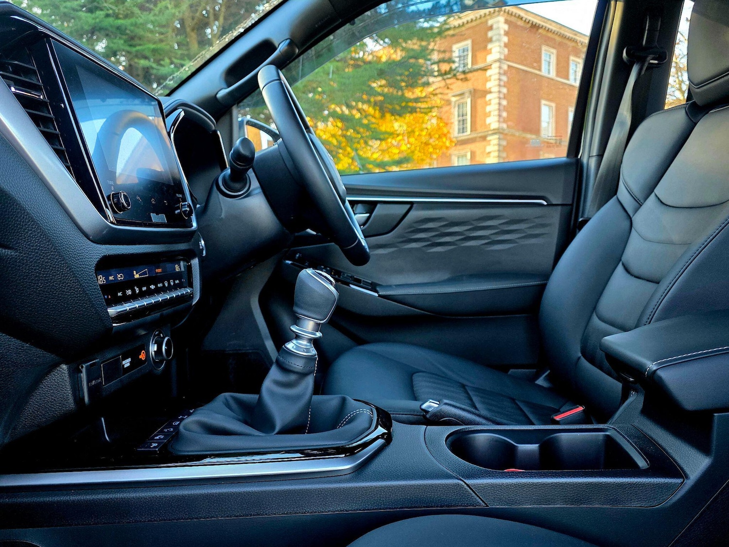 Used Isuzu D-Max 2025 for sale - 76744806: Photo 18