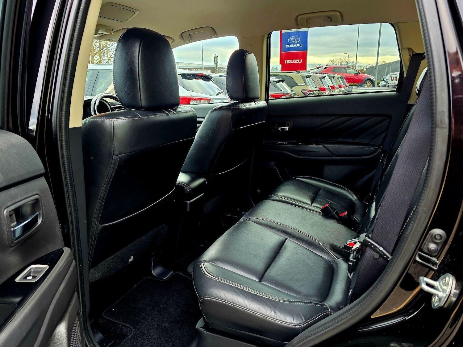 Used Mitsubishi Outlander 2018 for sale - 76744804: Photo 9