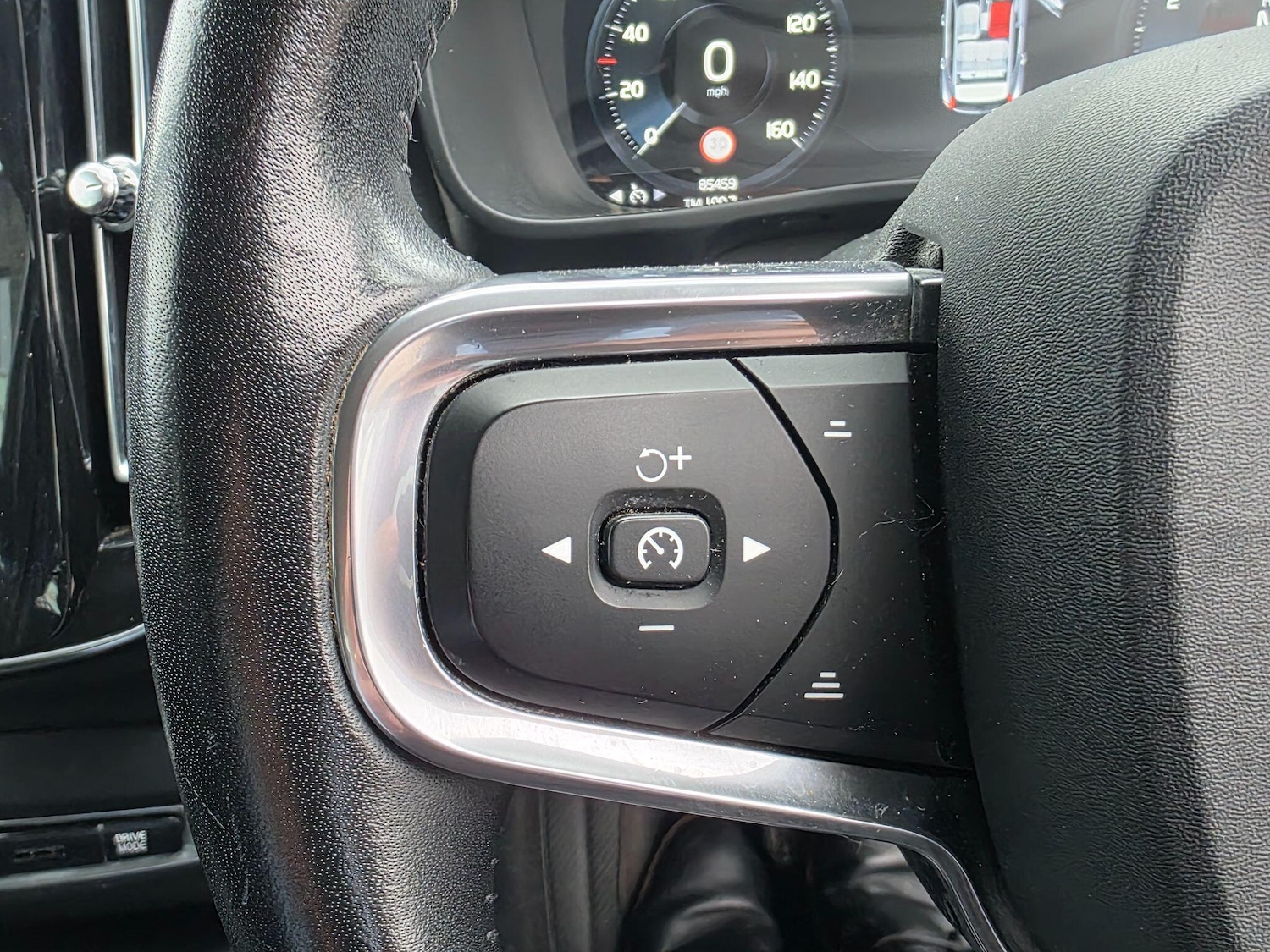 Used Volvo XC40 2019 for sale - 76744811: Photo 12