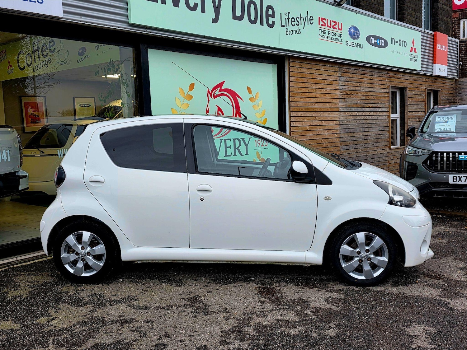 Used Toyota AYGO 2014 for sale - 77523609: Photo 4