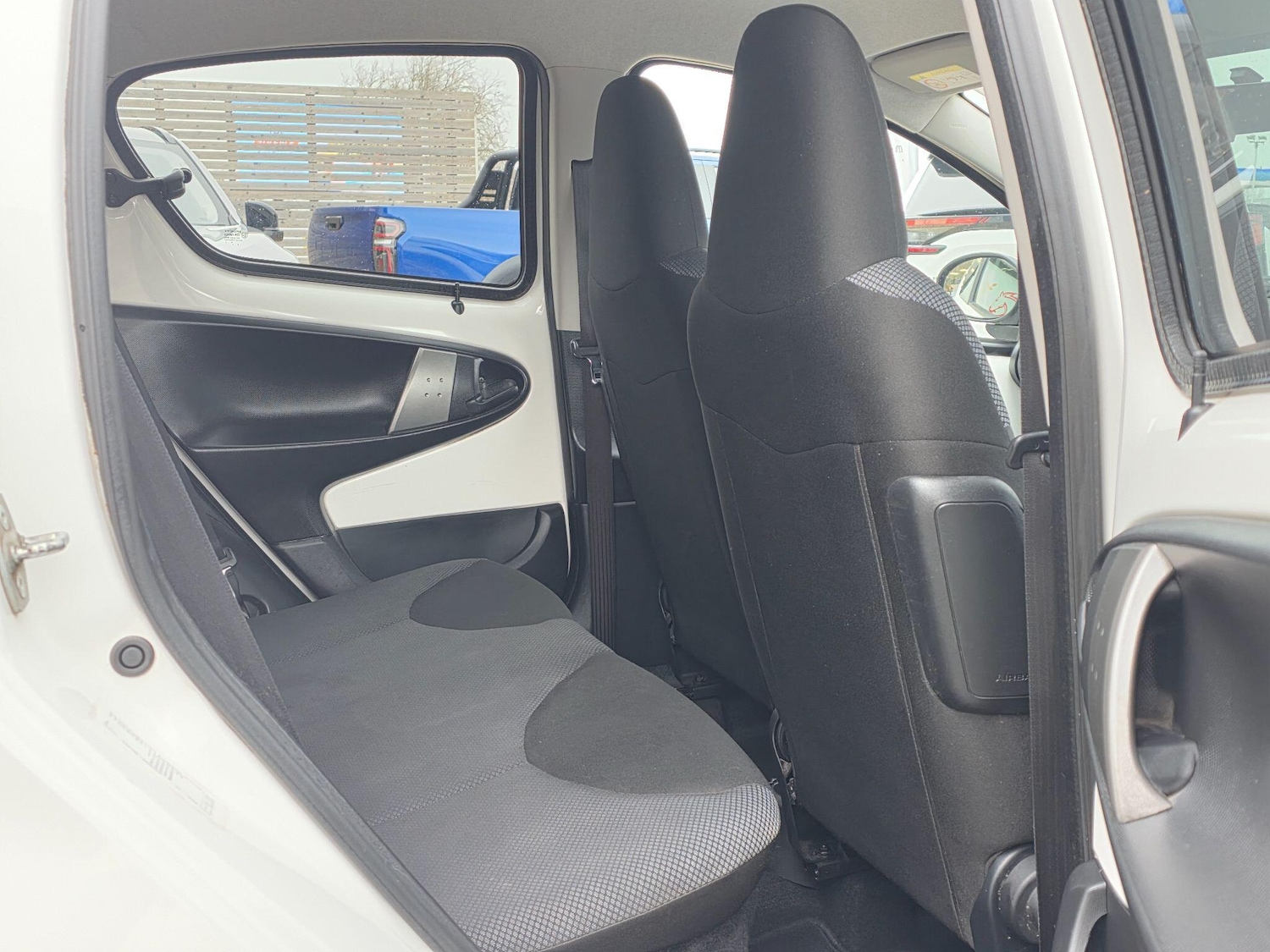 Used Toyota AYGO 2014 for sale - 77523609: Photo 9