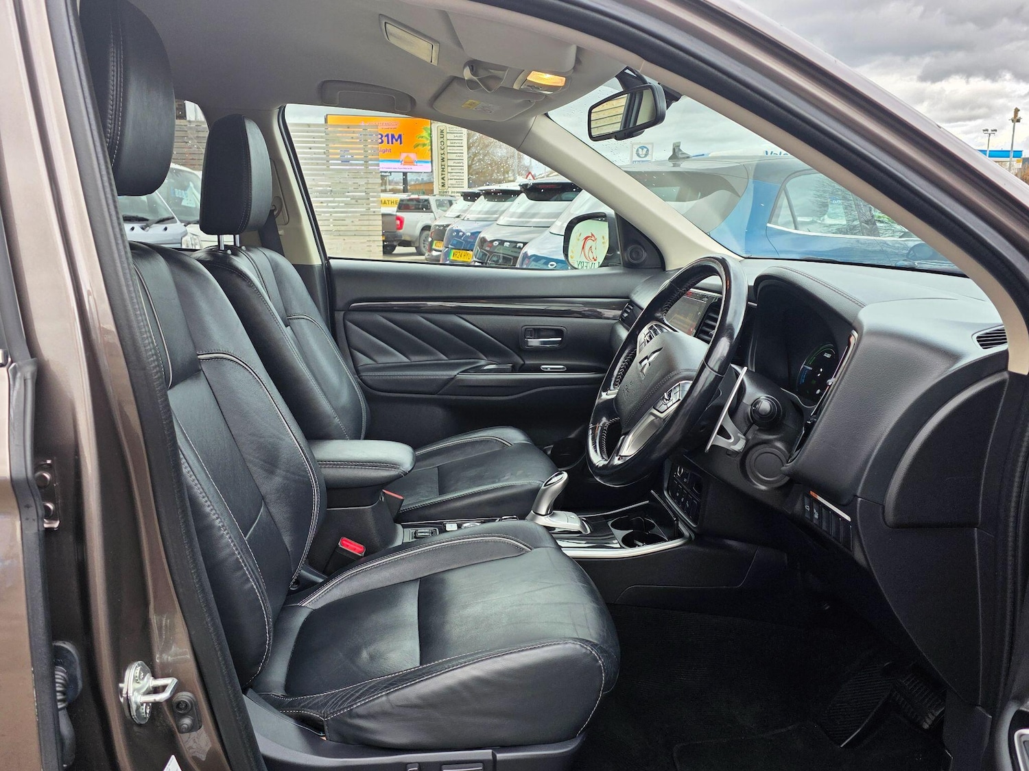 Used Mitsubishi Outlander 2018 for sale - 77824005: Photo 10