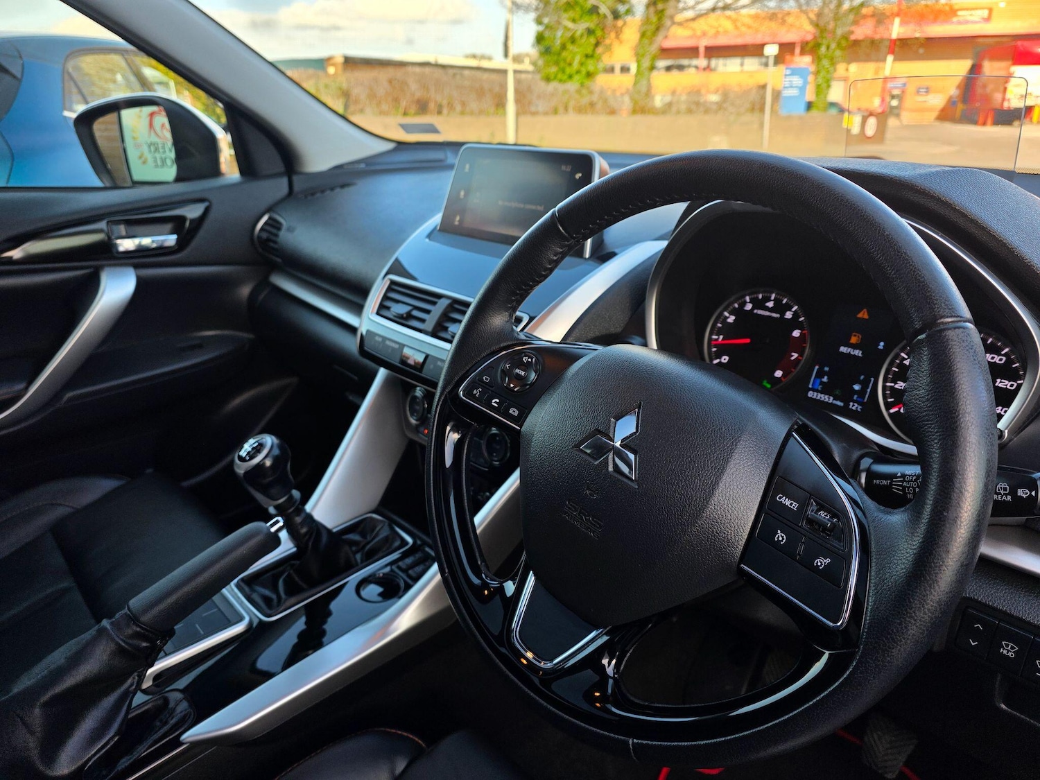 Used Mitsubishi Eclipse Cross 2018 for sale - 77957563: Photo 9