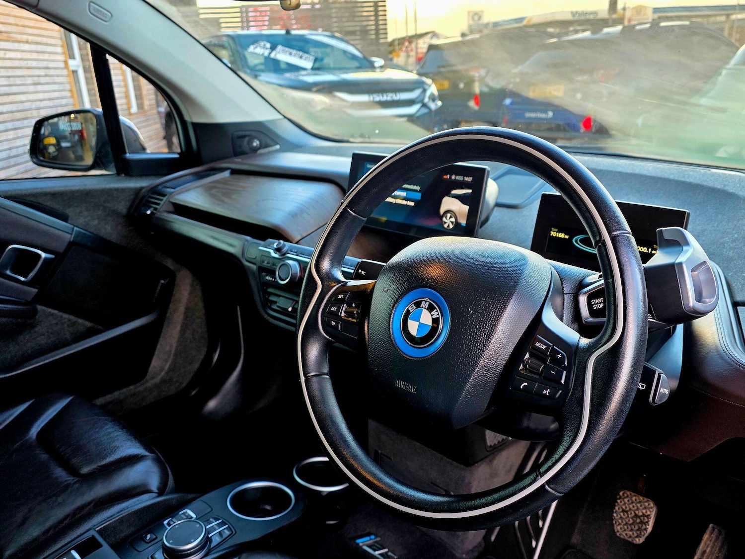 Used BMW i3 2018 for sale - 76824770: Photo 25