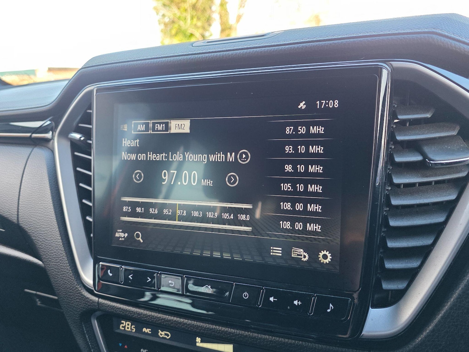 Used Isuzu D-Max 2023 for sale - 77883293: Photo 20