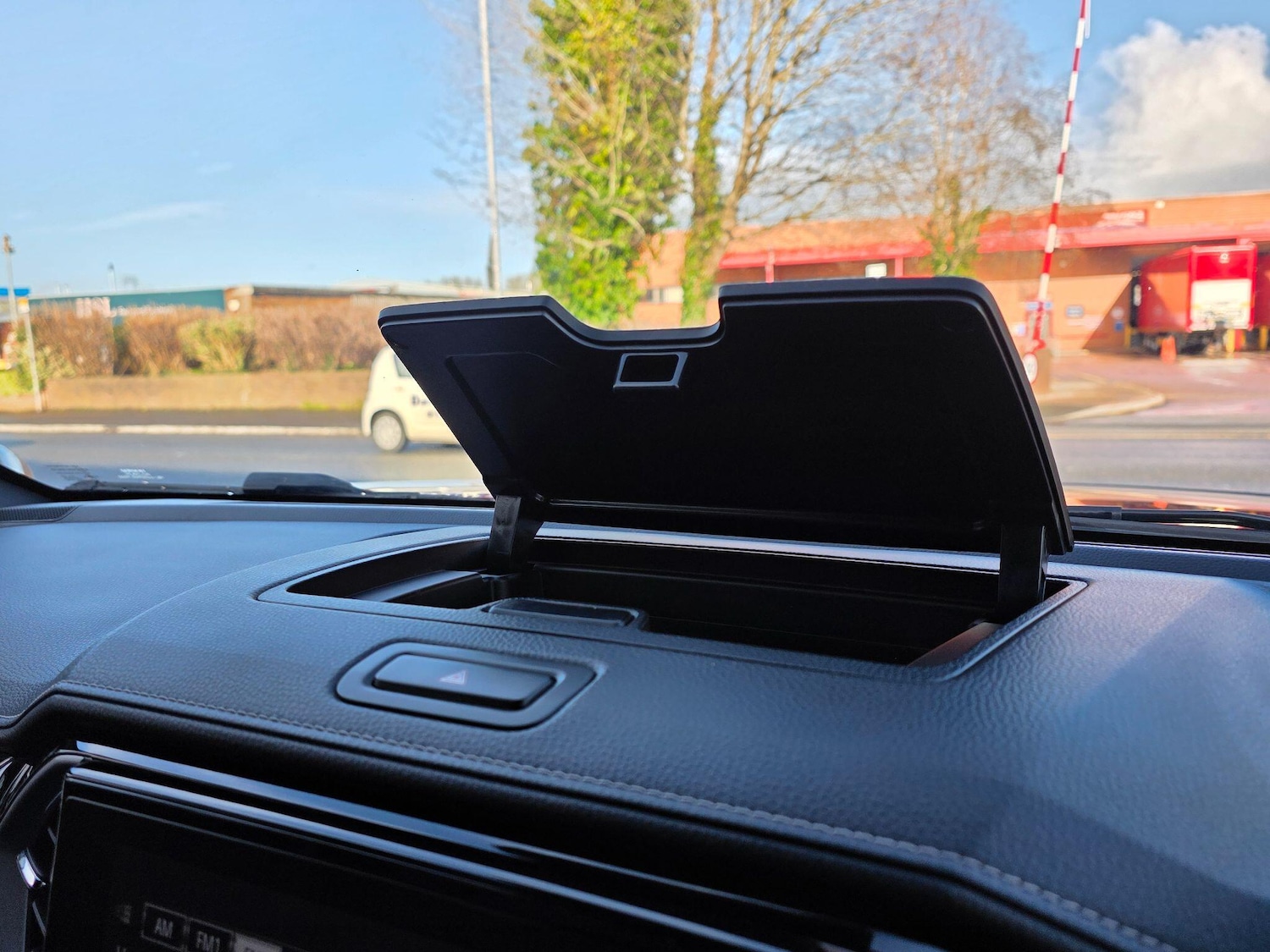 Used Isuzu D-Max 2023 for sale - 77883293: Photo 27