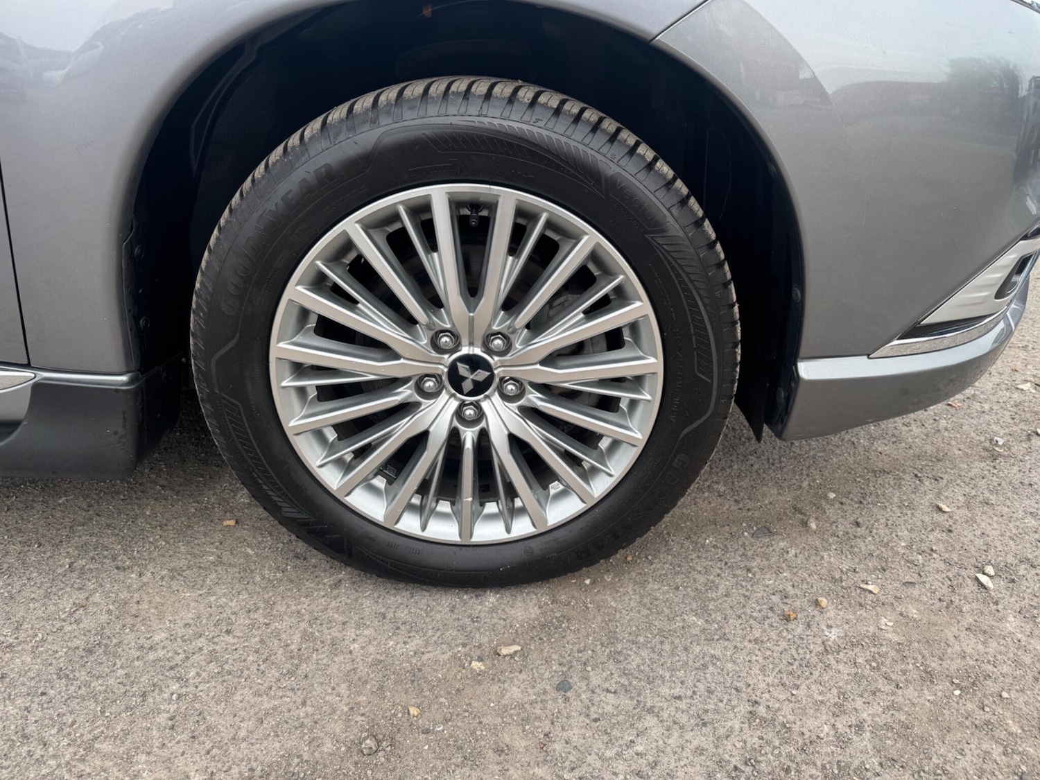 Used Mitsubishi Outlander for sale - 78214720: Photo 28