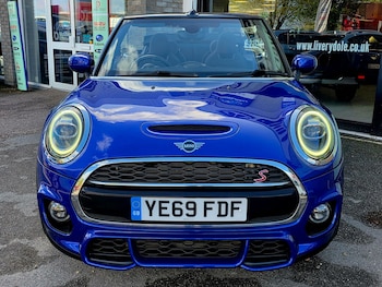 Used MINI Convertible 2019 for sale - 78706570: Photo