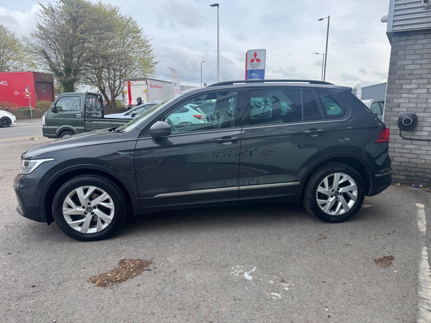 Used Volkswagen Tiguan for sale - 78214727: Photo 12