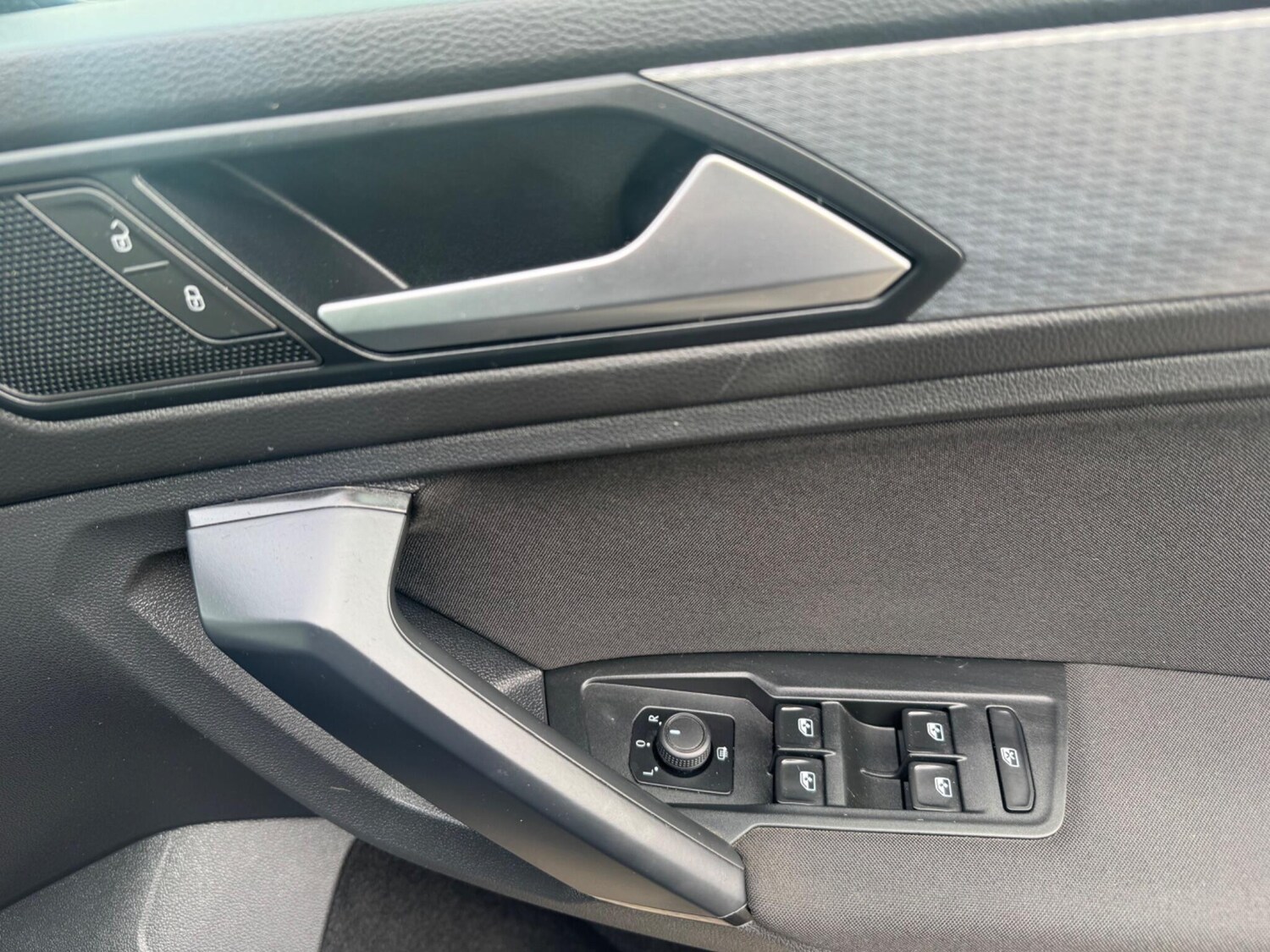 Used Volkswagen Tiguan for sale - 78214727: Photo 25