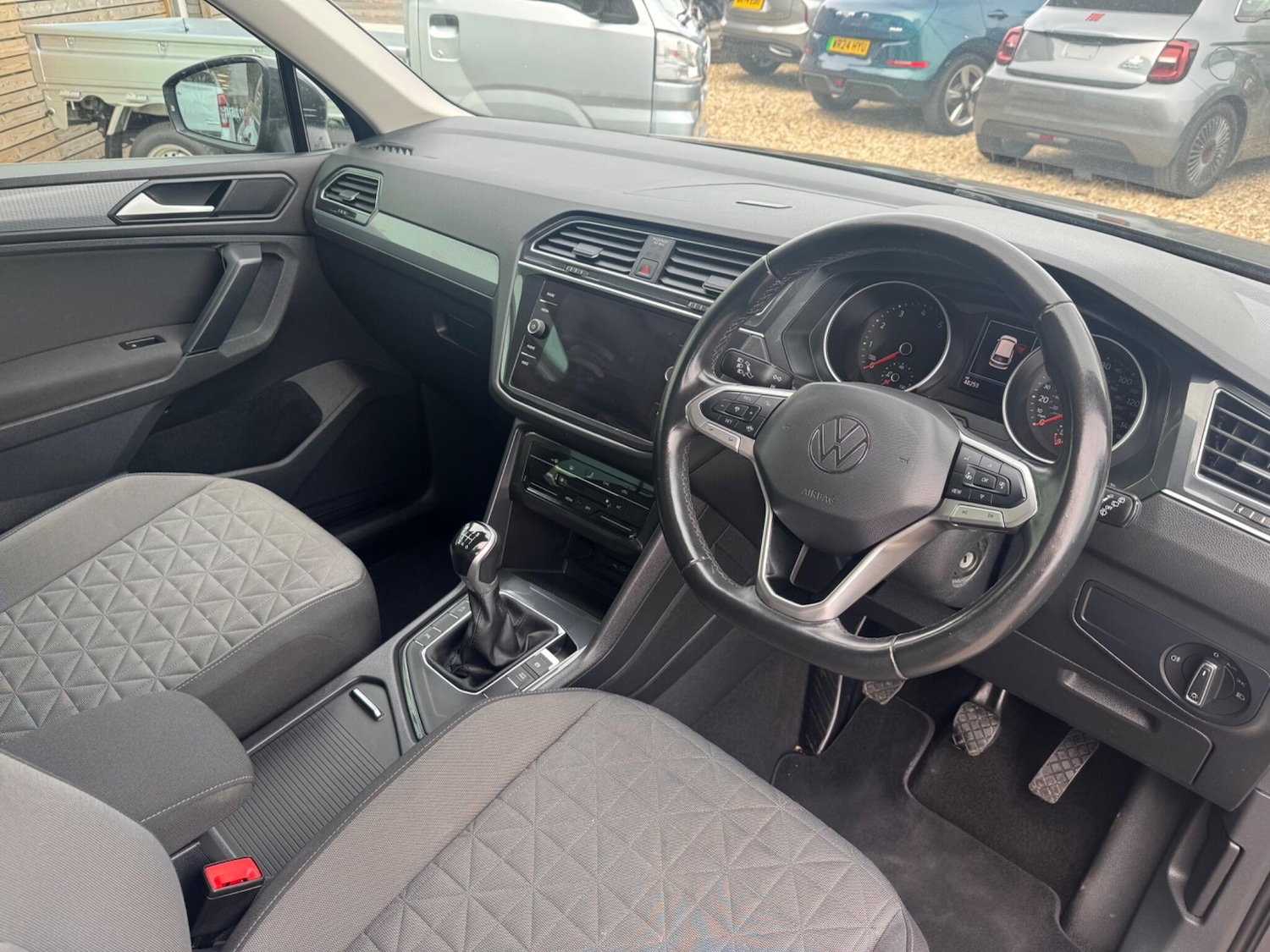 Used Volkswagen Tiguan for sale - 78214727: Photo 3