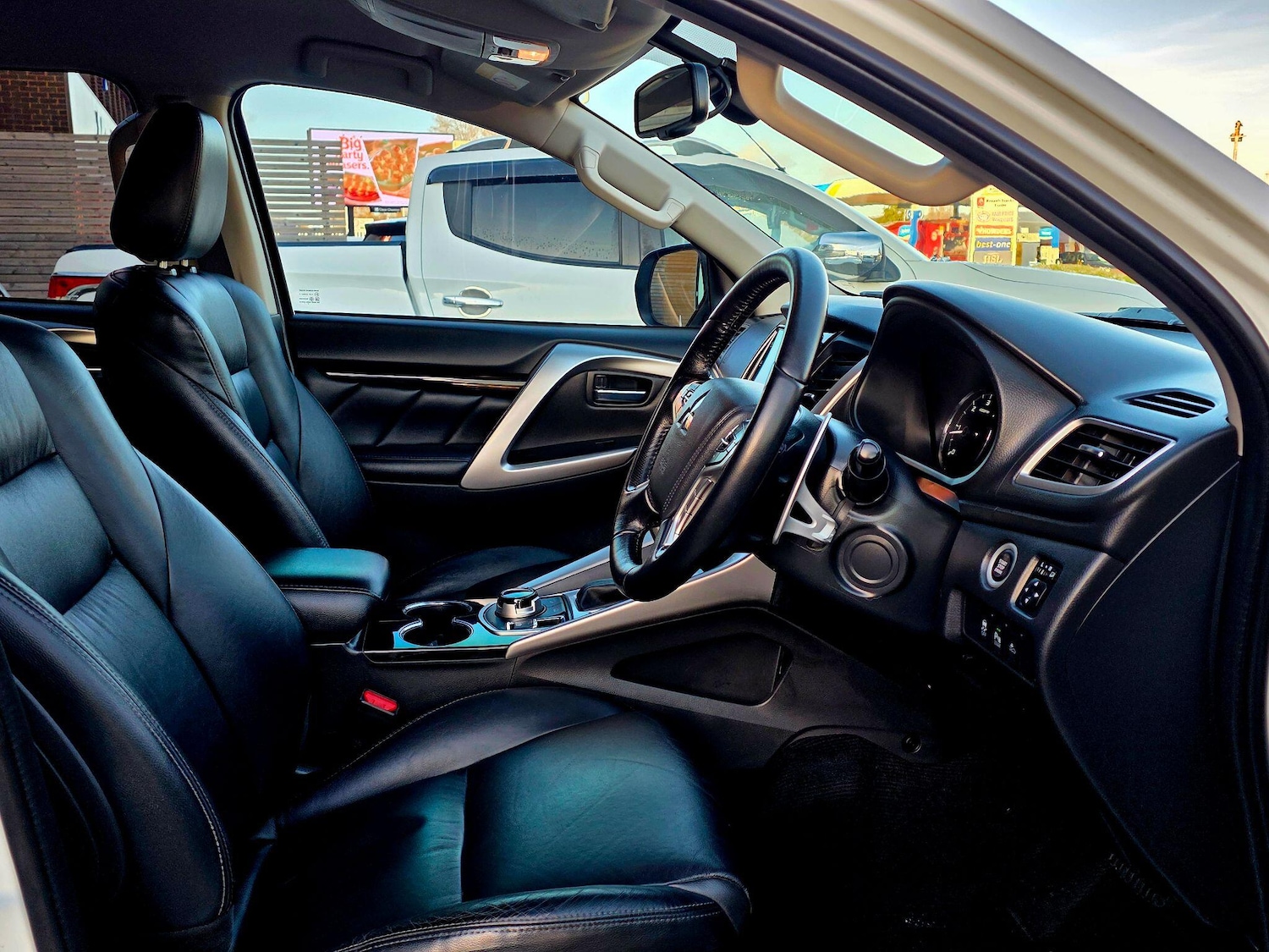 Used Mitsubishi Shogun Sport 2019 for sale - 76926521: Photo 10