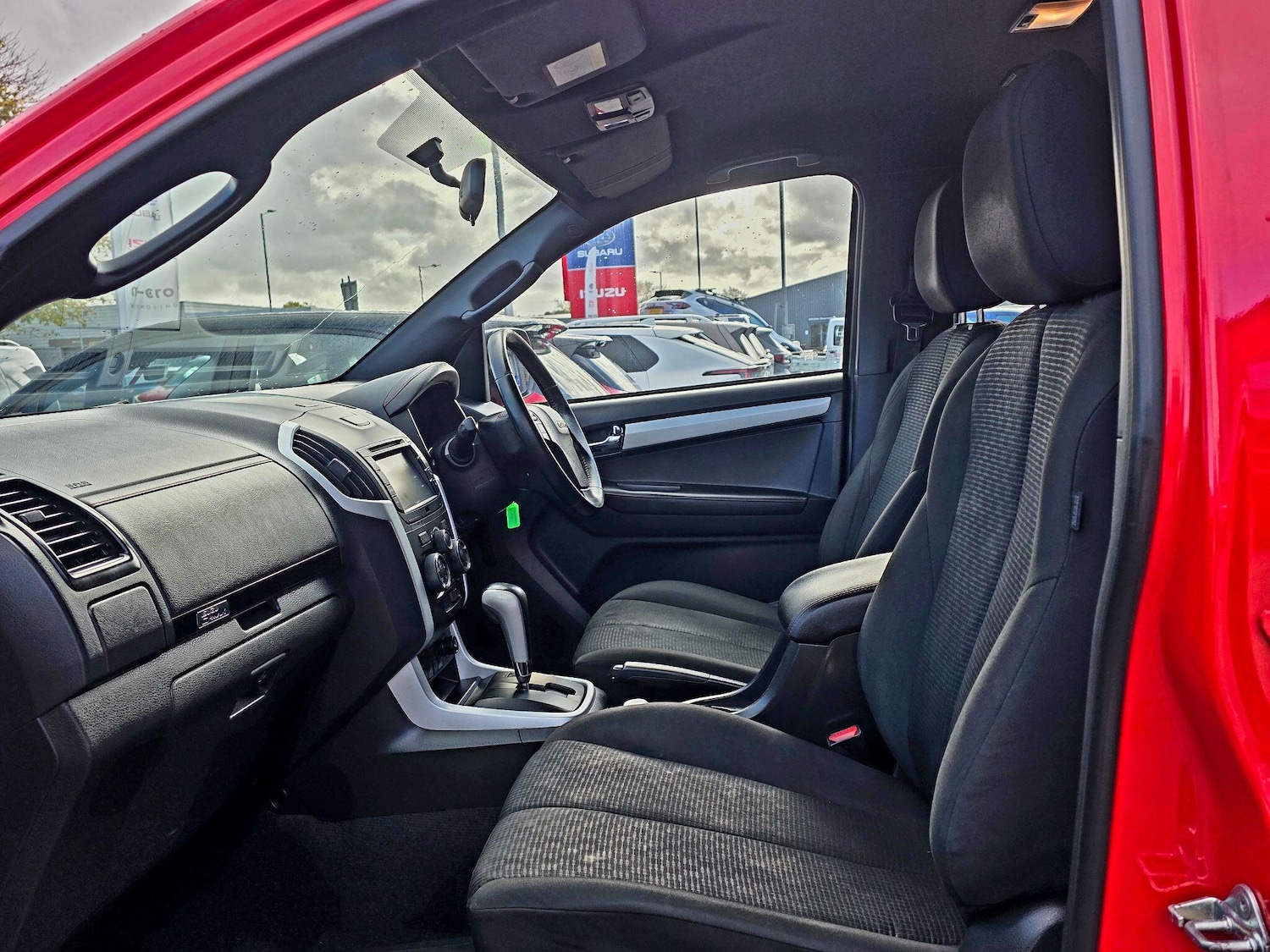 Used Isuzu D-Max 2018 for sale - 76823893: Photo 11