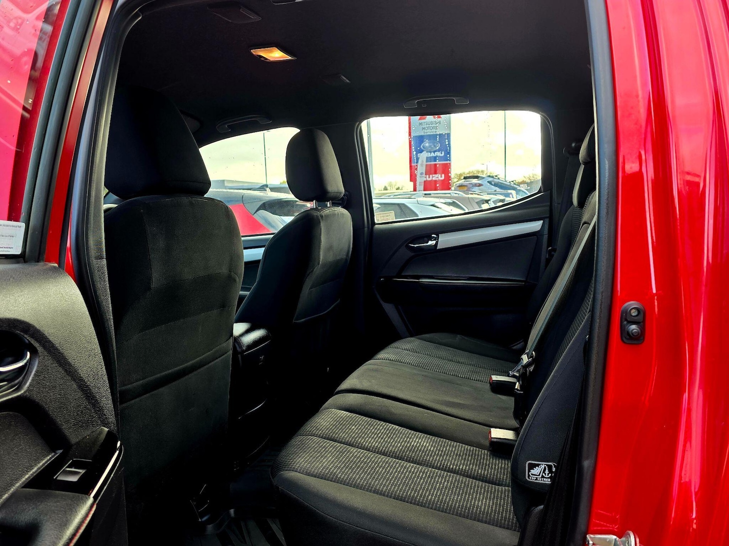 Used Isuzu D-Max 2018 for sale - 76823893: Photo 14